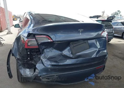 2023 Tesla Model Y Awd/Long Range Dual Motor All-Wheel Drive из США, поврежденный, VIN 7SAYGAEE4PF608188